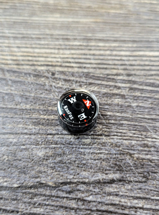 Button Compass